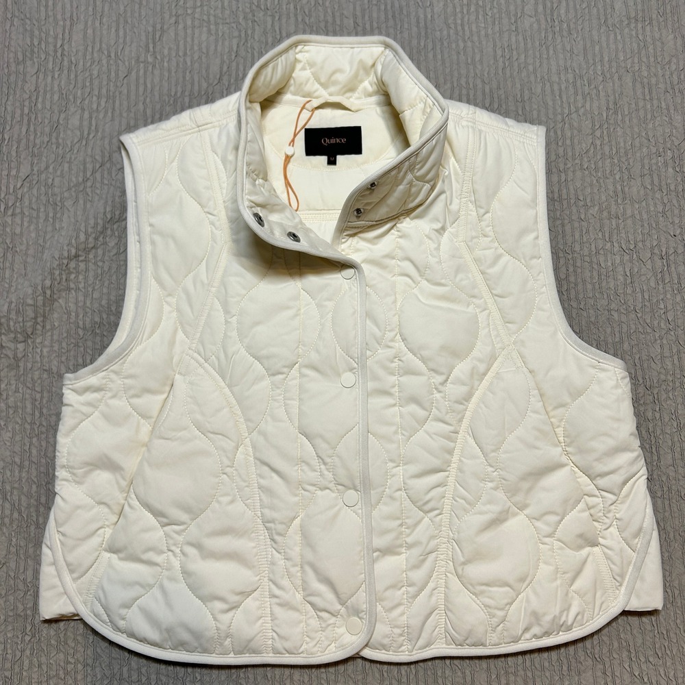 Quince Featherless Quilted Puffer Vest Silken White Womens Medium JL002 NWOT